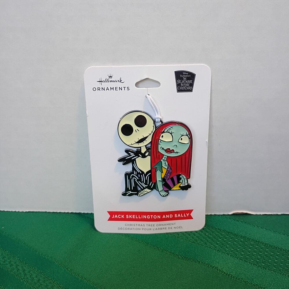 2022 Hallmark Ornament Enamel Metal The Nightmare Before Christmas Jack & Sally